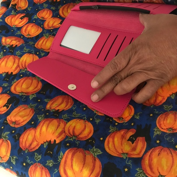 Wallet - Picture 5 of 5